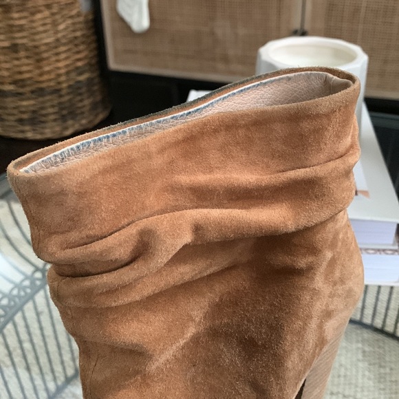 Chinese Laundry x Kristin Cavallari Laurel Suede Booties, Size 8.5 - Picture 6 of 10